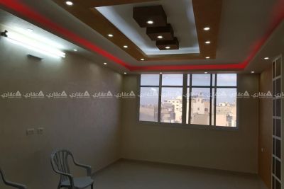 شقه طابق خامس في عماره شقه طابق خامس في عماره