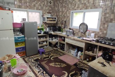 منزل باطون قريب من جميع الخدمات منزل باطون قريب من جميع الخدمات