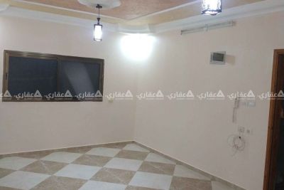 شقه للإيجار على الشارع العام شقه للإيجار على الشارع العام