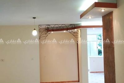 شقة في عمارة للبيع شقة في عمارة للبيع
