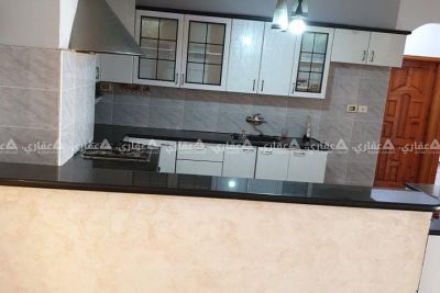 شقة بالقرب من جامع اليرموك والشارع الرئيسي شقة بالقرب من جامع اليرموك والشارع الرئيسي